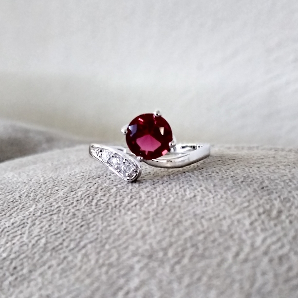 14k White Gold Red & White Topaz Open Journey Eternal Love...